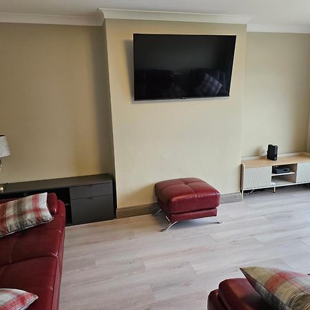 The Moss Villa Londonderry Bagian luar foto