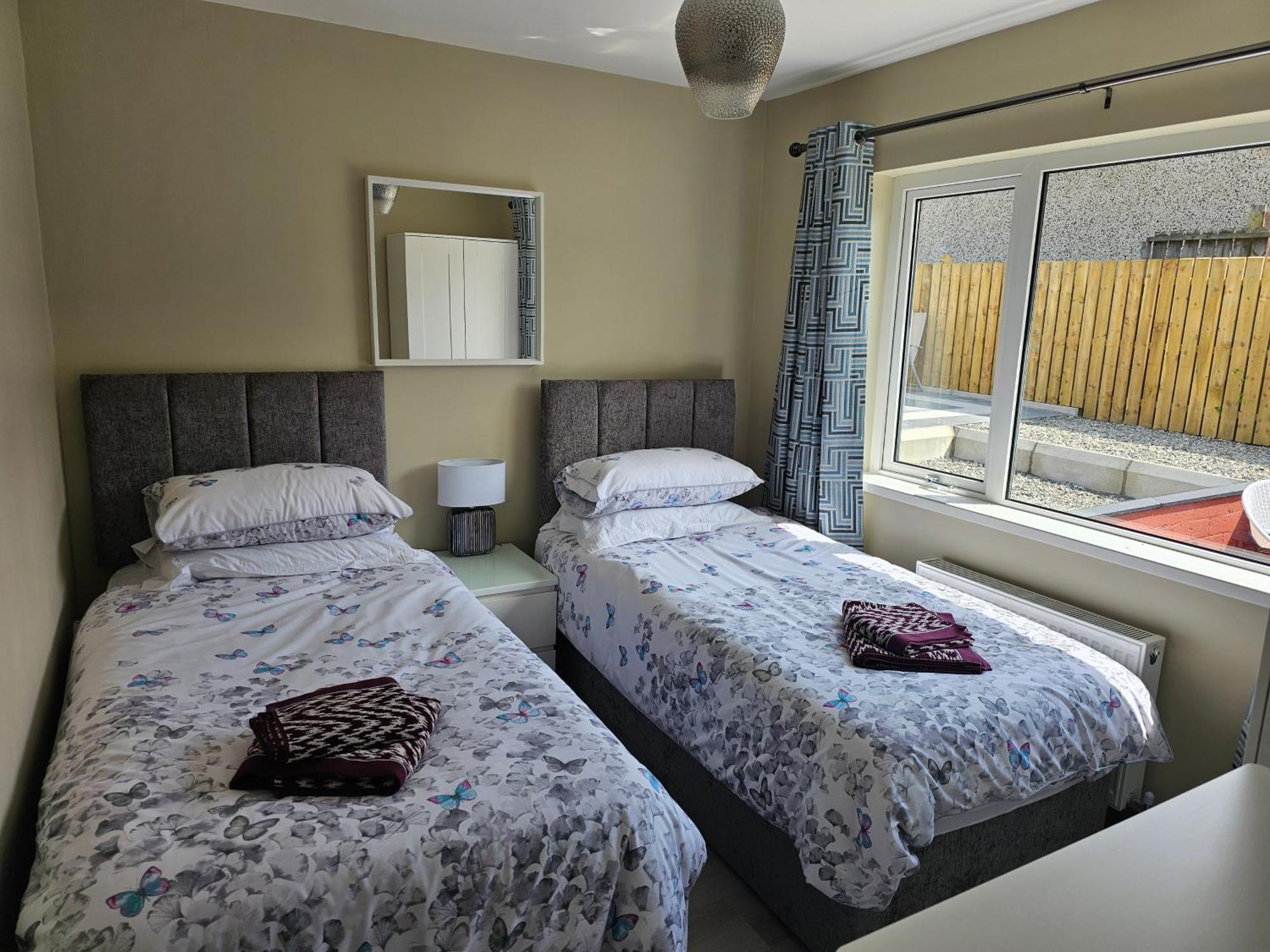 The Moss Villa Londonderry Bagian luar foto